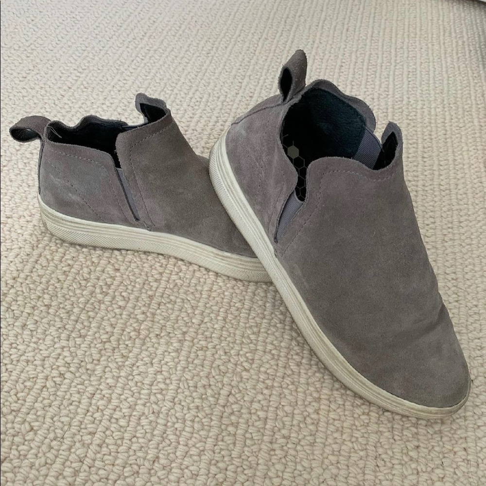 Dolce Vita sneakers. Size 10 (fits like 9.5/10)